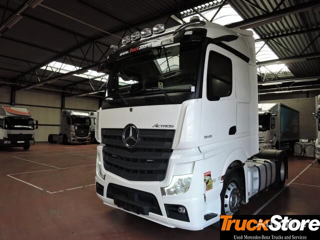 Mercedes-Benz Trucks Actros 1845 LS 4x2 Sattelzugmaschine