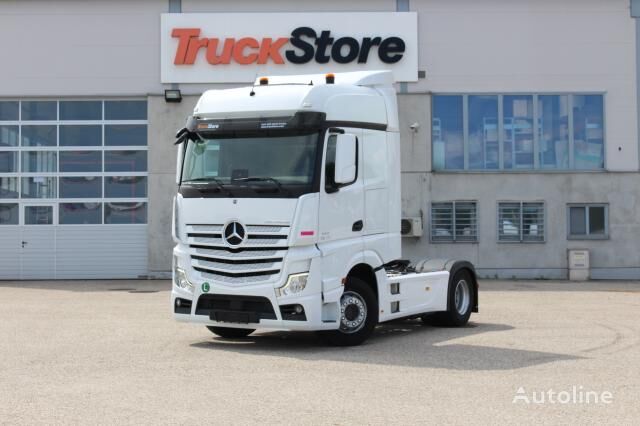 السيارات القاطرة Mercedes-Benz Trucks Actros 1851 LS LS 4x2