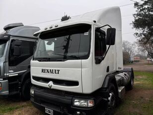 Renault 320 tractora