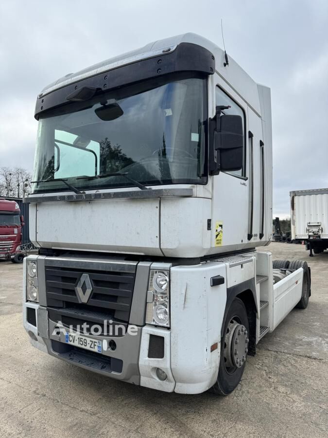 Renault AE 480 cabeza tractora