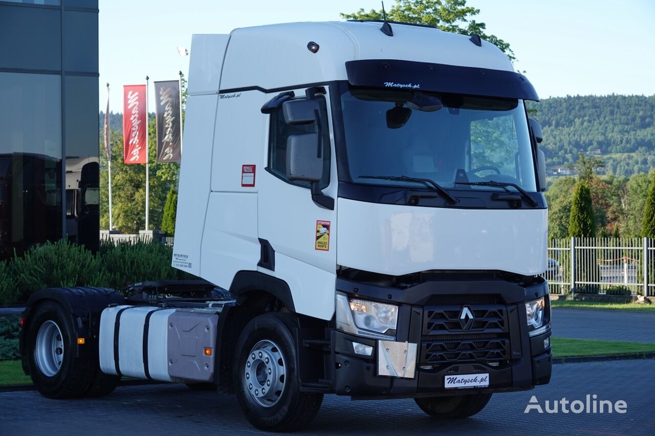 السيارات القاطرة Renault  C 480