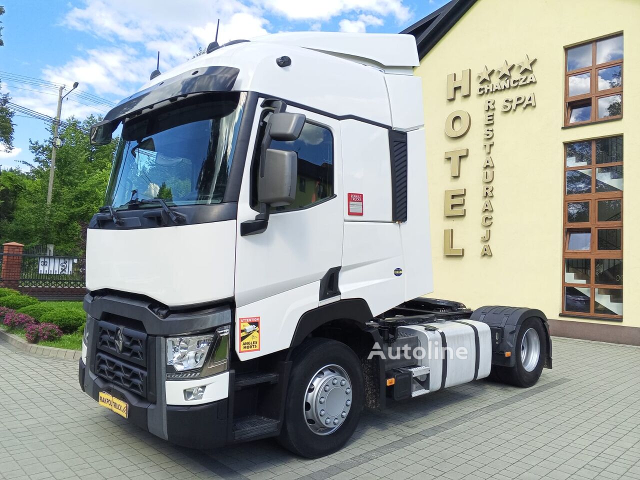 Renault GAMA T460 truck tractor - Autoline