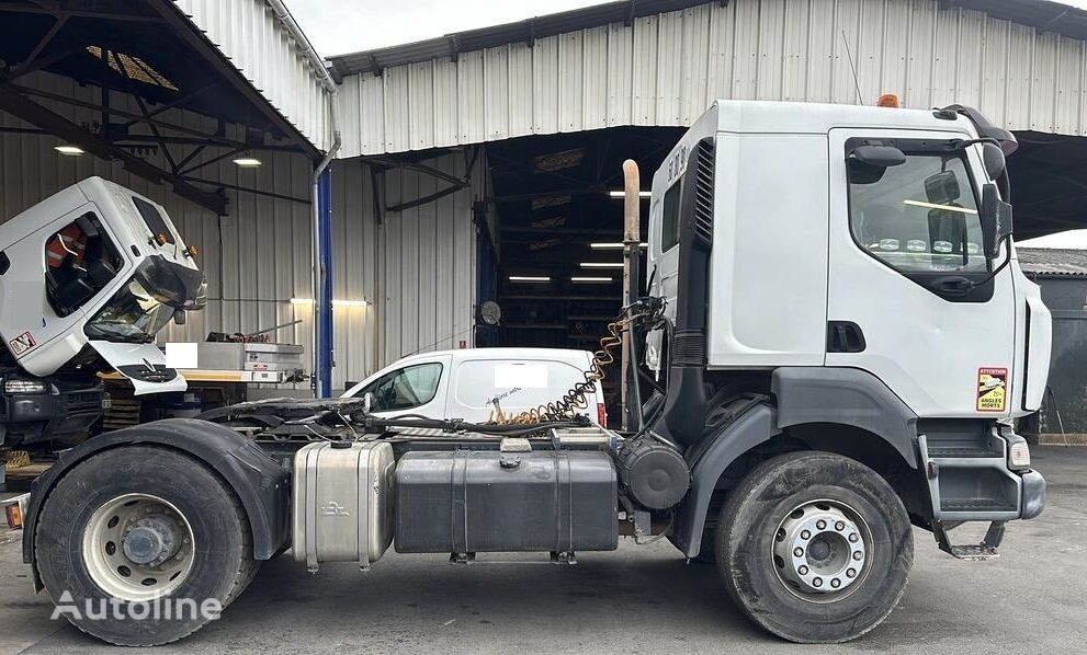 tracteur routier Renault KERAX