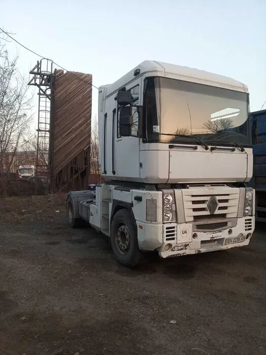 Renault Magnum truck tractor