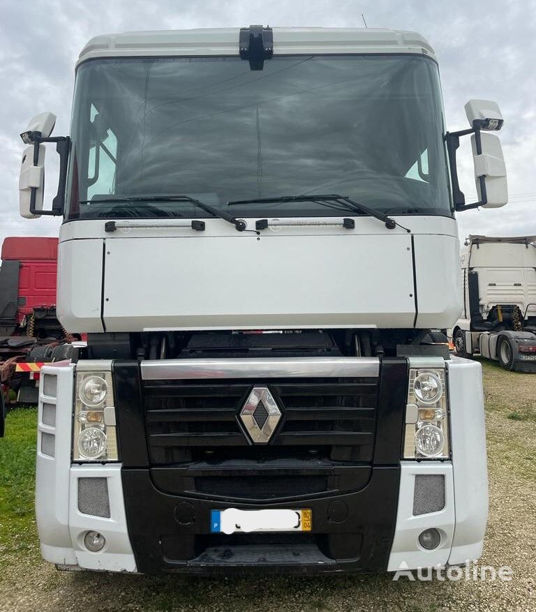 Renault Magnum 460 dxi truck tractor