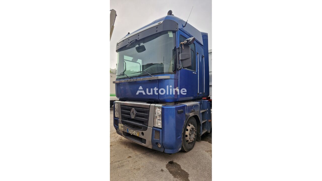 Renault Magnum 4X2 AE 440 19.T / DXI13 / AutomÃ¡tica AE - 2010 truck tractor