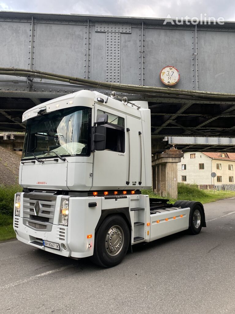 camião tractor Renault Magnum 500