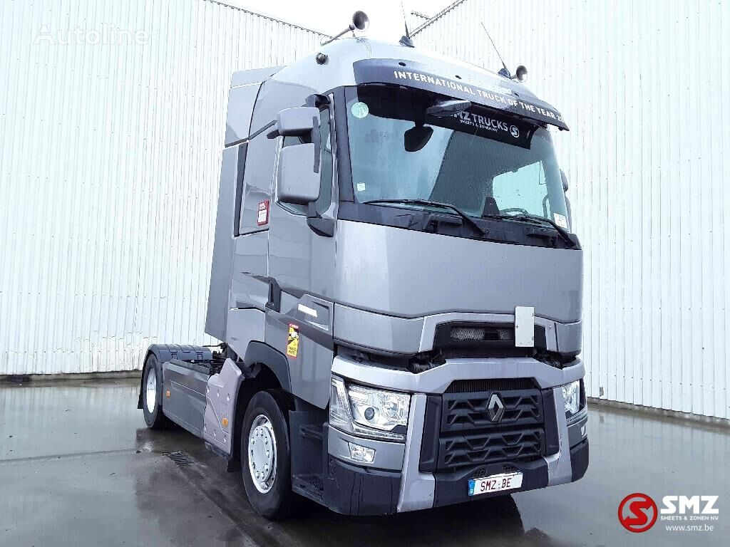 السيارات القاطرة Renault T 520 High intarder Full options alcoa bycool airco