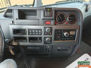 Venta de Renault T440 4x2 -Comfort Euro6B - 13L Engine - Skirts - Full air cabeza tractora - Imagen 16 | Autoline ES Renault T440 4x2 -Comfort Euro6B - 13L Engine - Skirts - Full air cabeza tractora | Imagen 16 - Autoline