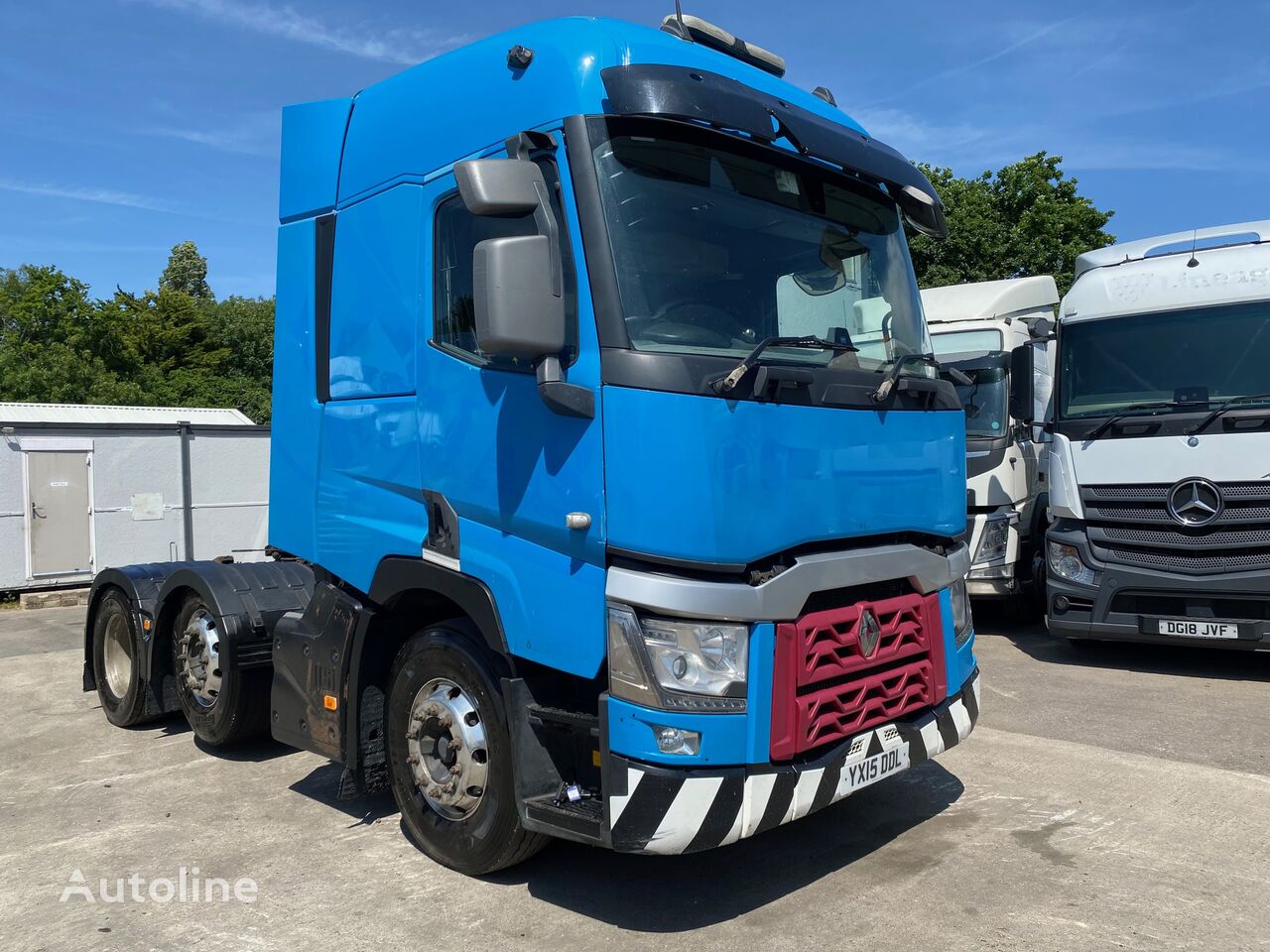 Renault T460 truck tractor