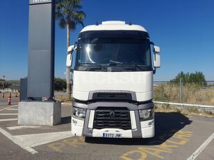 Renault T520 HIGH SLEEPER CAB truck tractor