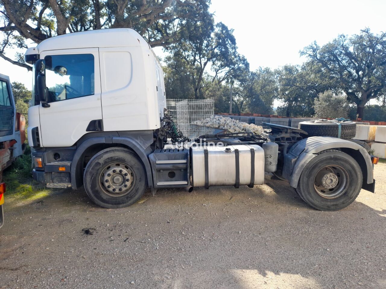 camião tractor Scania 124 G