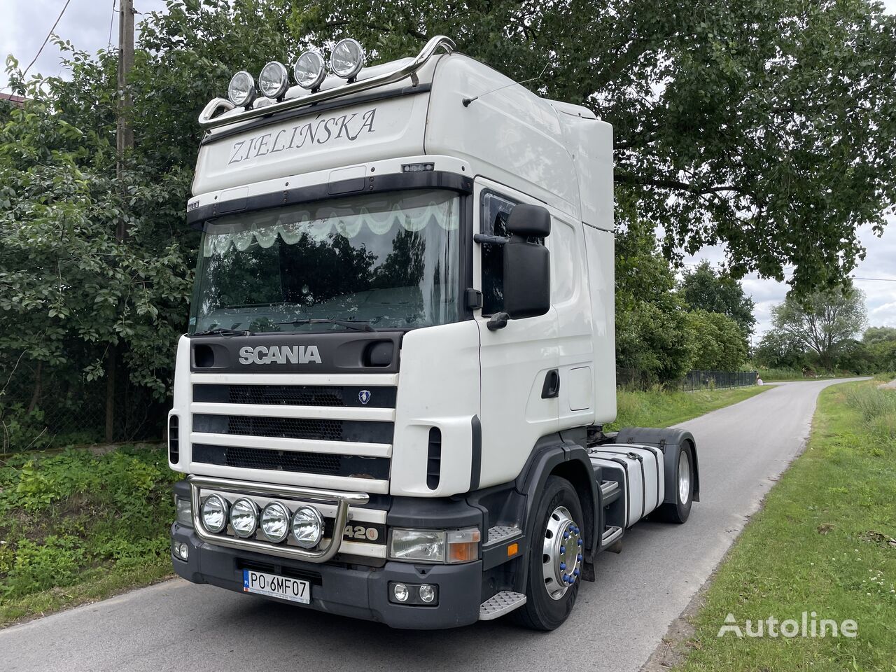 Scania 124L 420 truck tractor