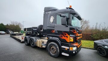 السيارات القاطرة Scania 480