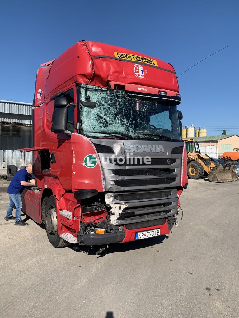 Scania Euro6 LA4x2MEB vilcējs pēc avārijas