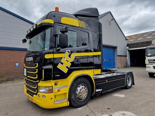 Scania G 440  truck tractor