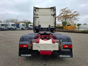 Scania NGS S650 V8 / RETARDER / 633397 KM / 9 TON FRONT AXELE / FULL-AI truck tractor for sale - Image 5 | Autoline IE Scania NGS S650 V8 / RETARDER / 633397 KM / 9 TON FRONT AXELE / FULL-AI truck tractor | Image 5 - Autoline