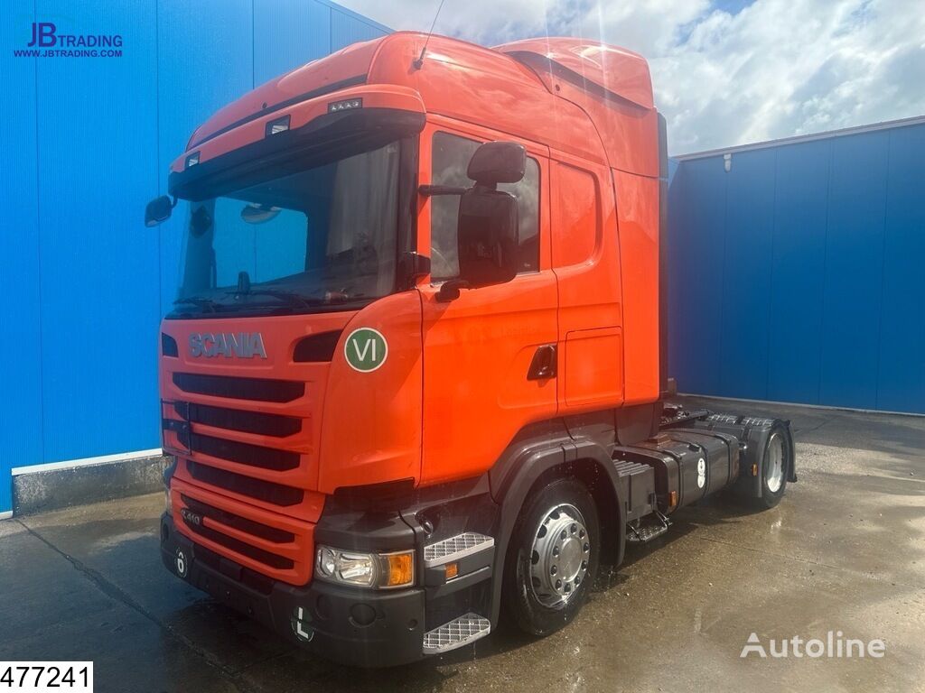 Scania R 410 truck tractor