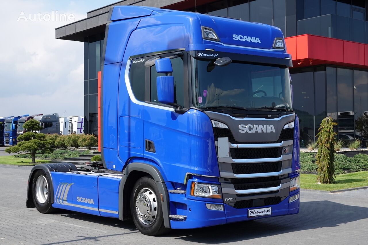 Scania R 450 truck tractor