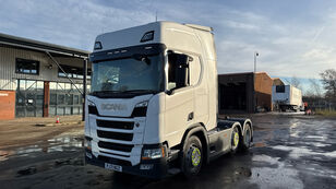 السيارات القاطرة Scania R 450