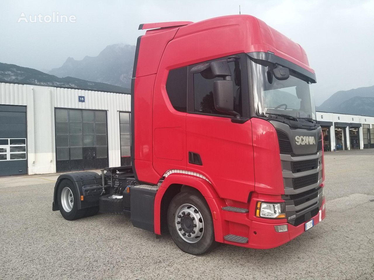 Scania R 500 truck tractor