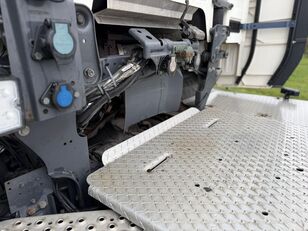 Venta de Scania R 580 FULL AIR, LEATHER SEATS, 3.15 WHEELBASE, RETARDER, VOL. cabeza tractora - Imagen 15 | Autoline BO Scania R 580 FULL AIR, LEATHER SEATS, 3.15 WHEELBASE, RETARDER, VOL. cabeza tractora | Imagen 15 - Autoline