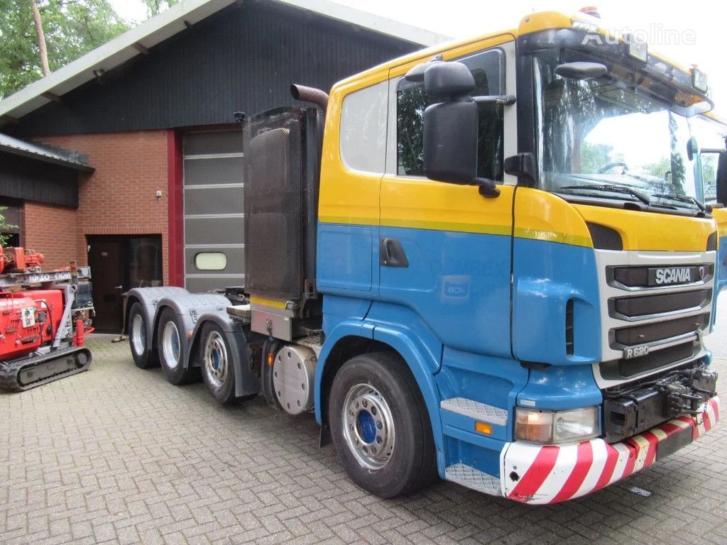 Scania R 620  v8  8x4 trækker