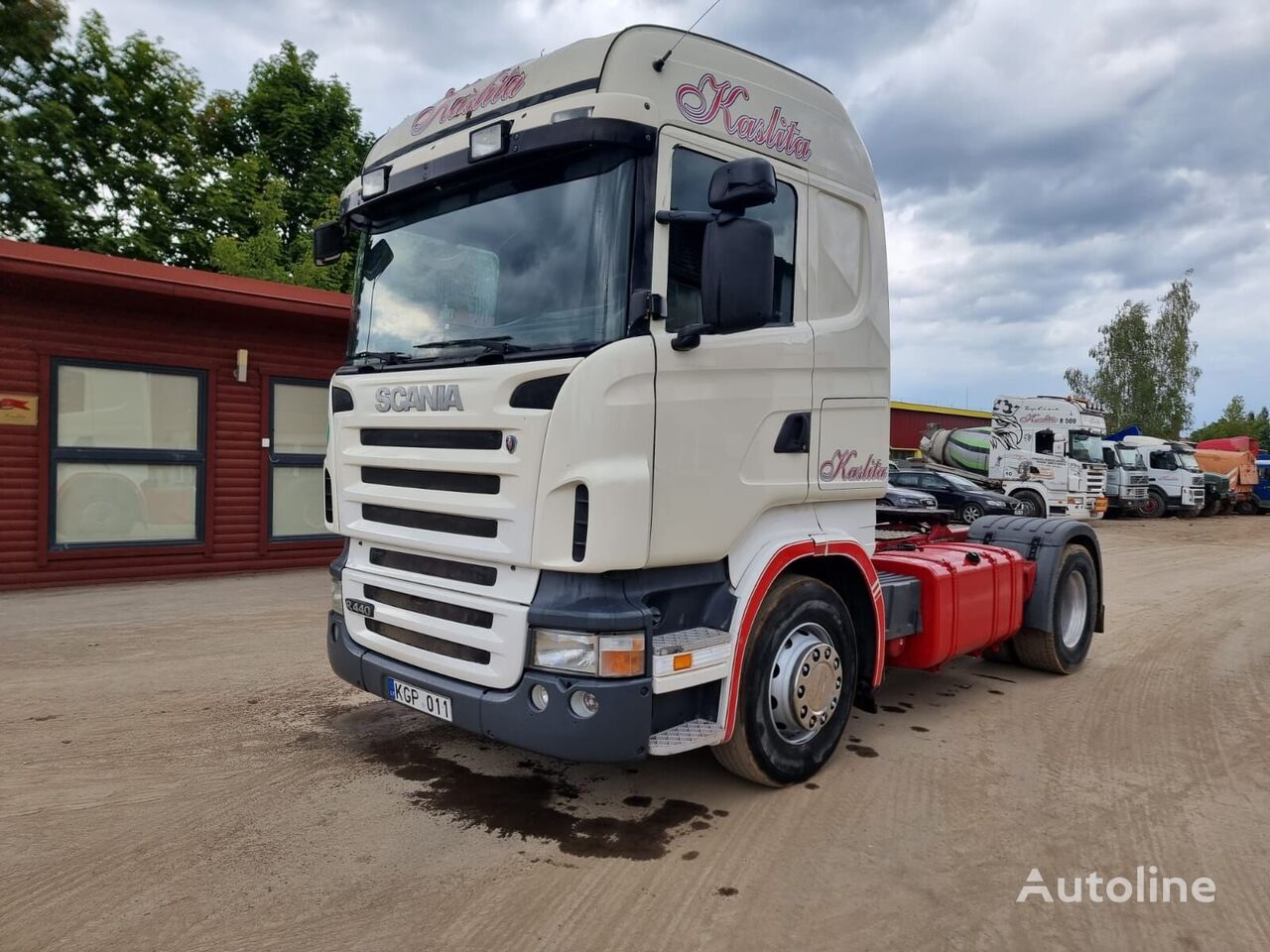 Scania R440 truck tractor