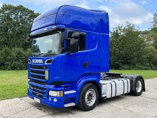 Scania R450 truck tractor