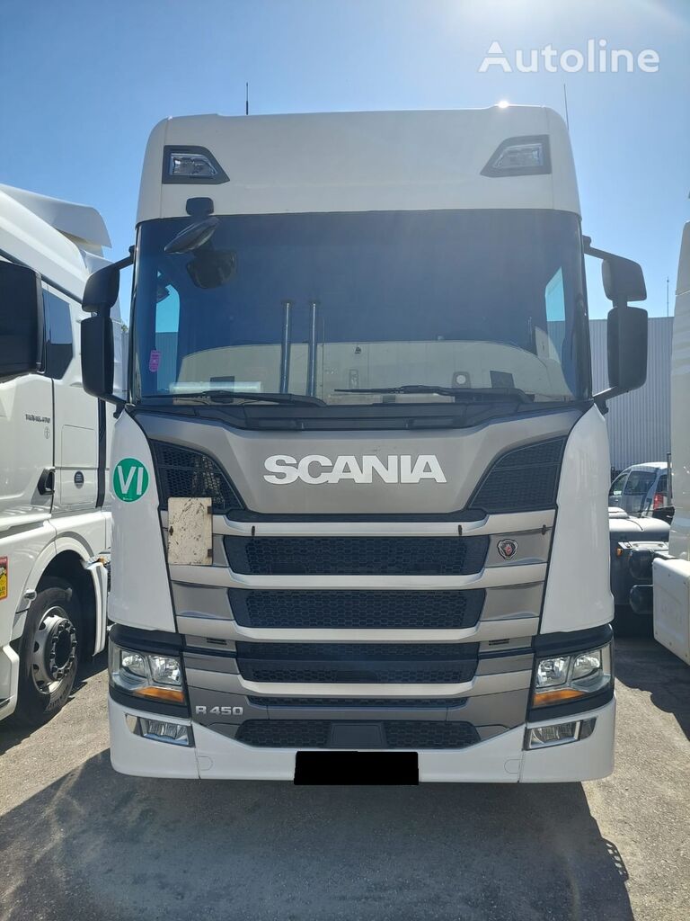 Scania R450 vetopöytäauto