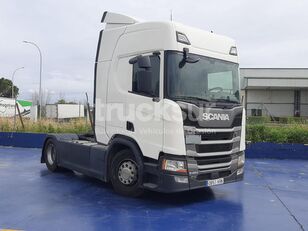 Scania R450 truck tractor