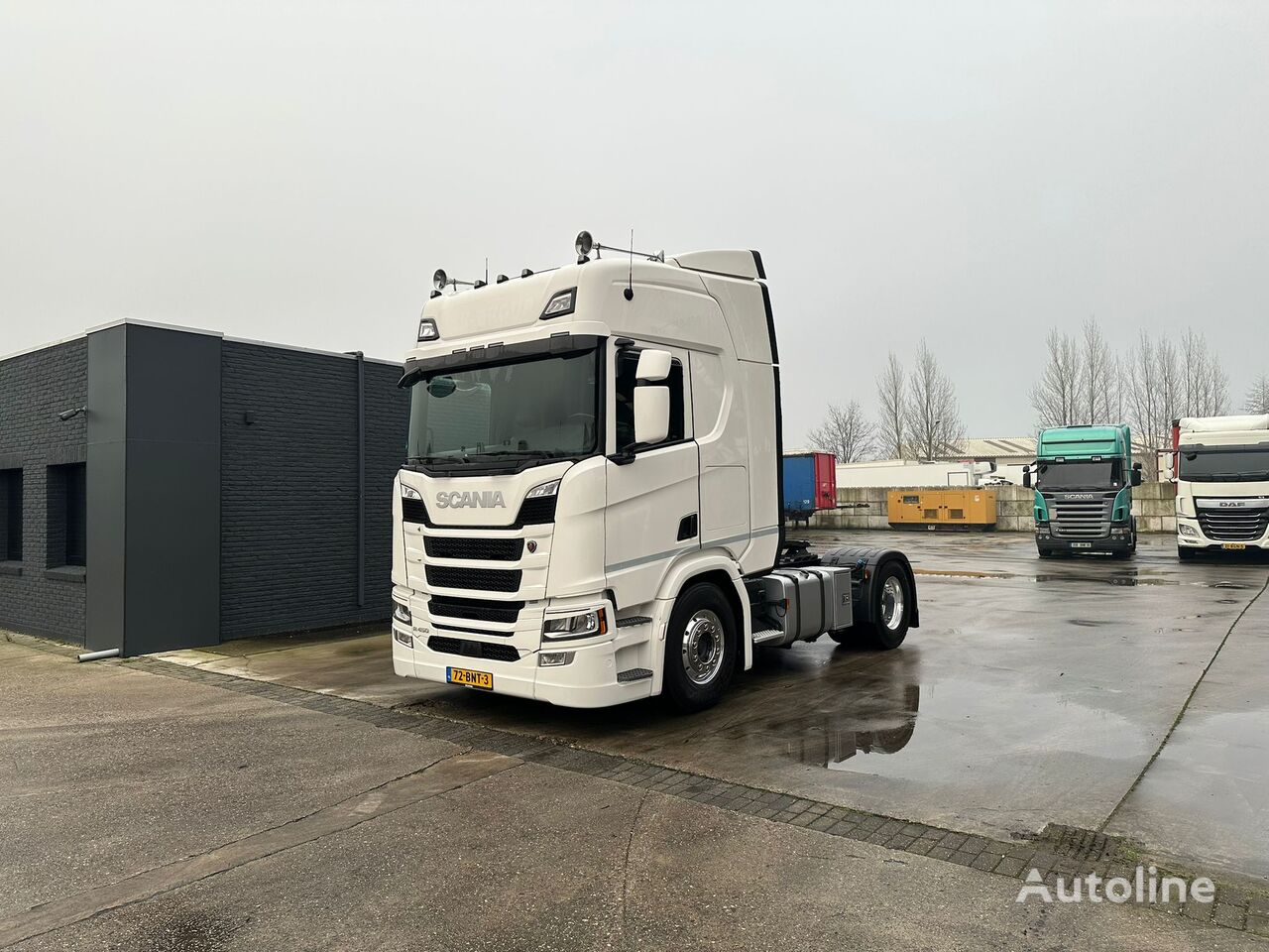 ciągnik siodłowy Scania R450