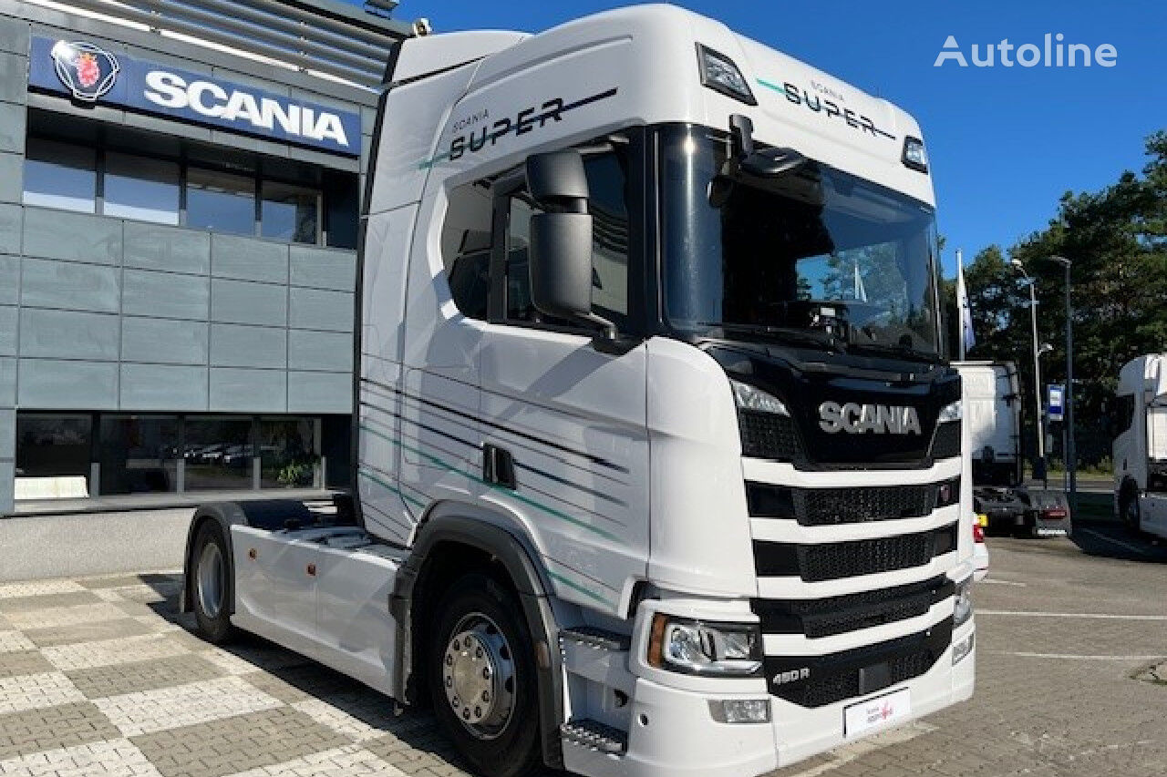 тягач Scania R460