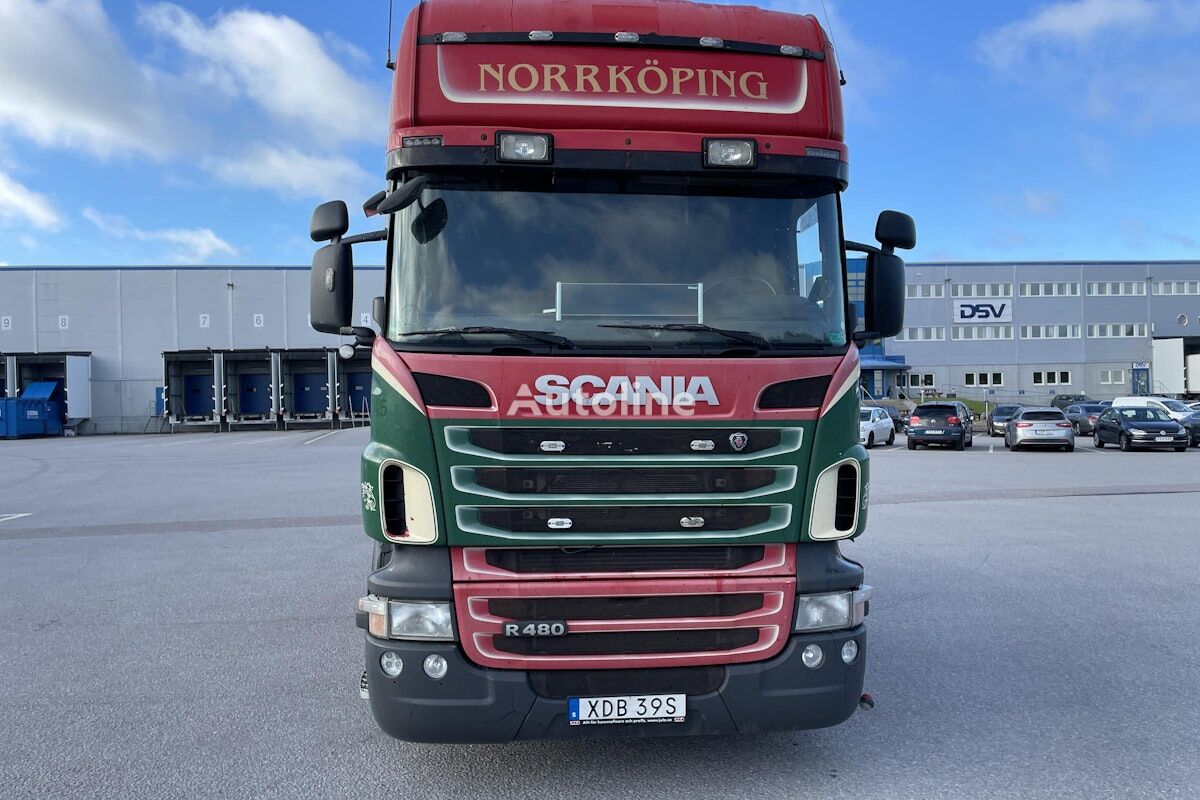 السيارات القاطرة Scania R480