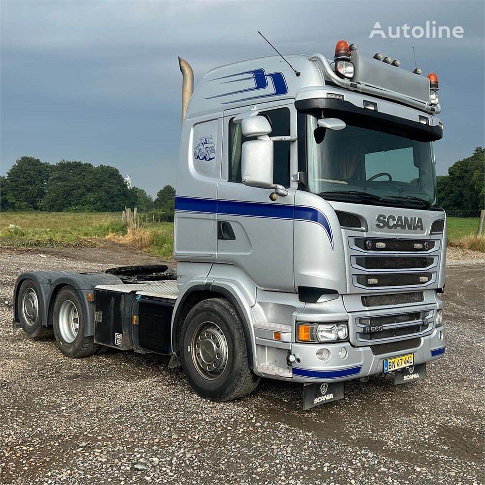 Scania R560 truck tractor