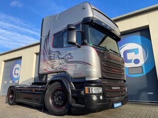 тягач Scania R580 LA4X2MNB V8 Euro 6 - SILVER GRIFFIN Limited Edition 046/100