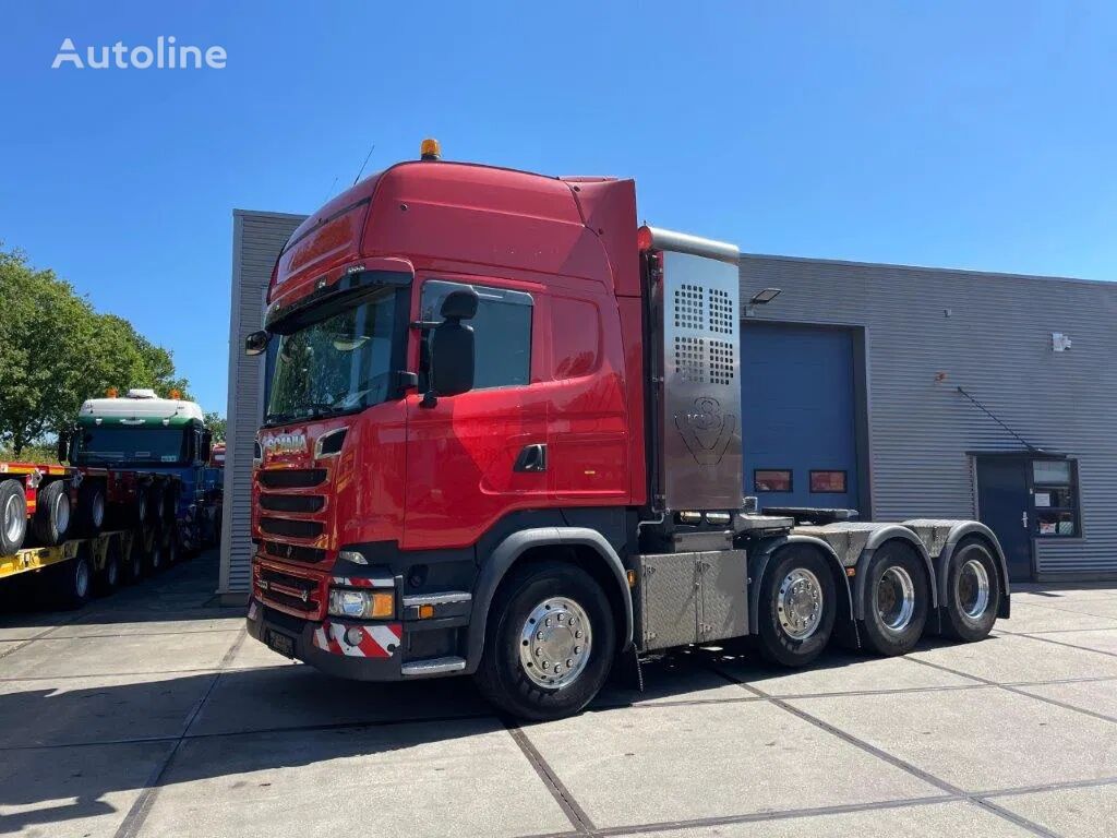 السيارات القاطرة Scania R580 V8 LA 8x4