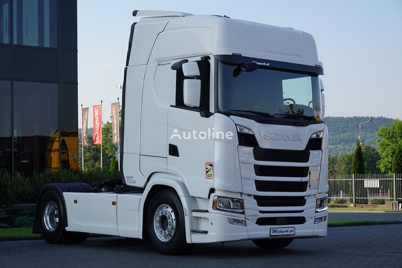 السيارات القاطرة Scania S 450