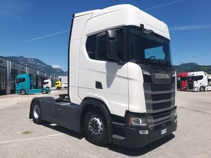 Scania S 450 trækker