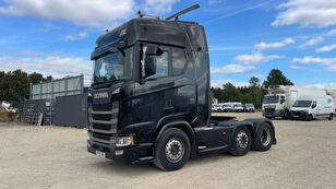 السيارات القاطرة Scania S 500
