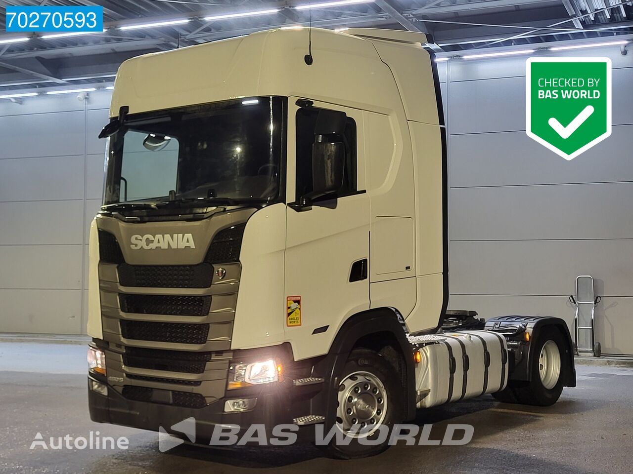 Scania S460 4X2 Retarder 2x Tanks ACC truck tractor