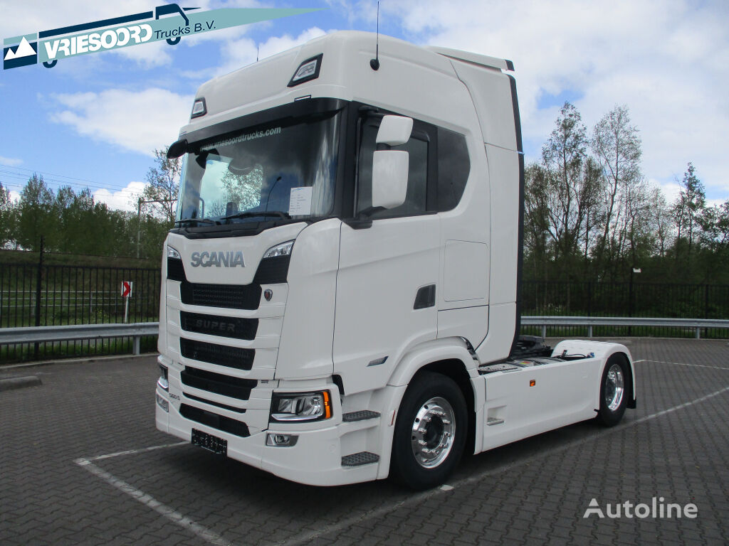 Scania S560 N323 truck tractor