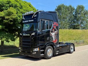 Scania S660 trekker