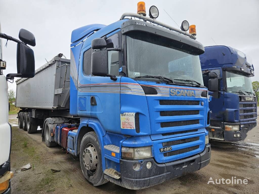 Scania plus naczepa do asfaltu R 420 tractora