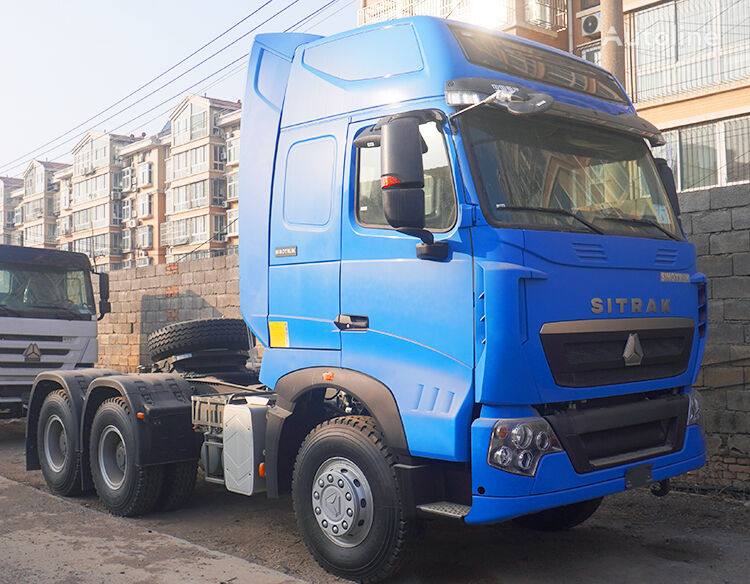 tractor head Sinotruk Howo baru