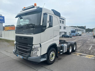 Volvo FH truck tractor