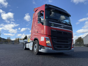 السيارات القاطرة Volvo FH 13.500