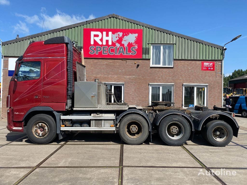 Volvo FH 16.700 FH16-700 8X4 140 TON FULL STEEL trekker