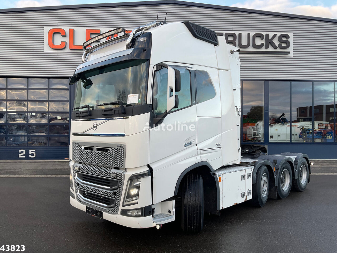 тягач Volvo FH 16.750 8x4 Euro 6 Tridem Hydrauliek