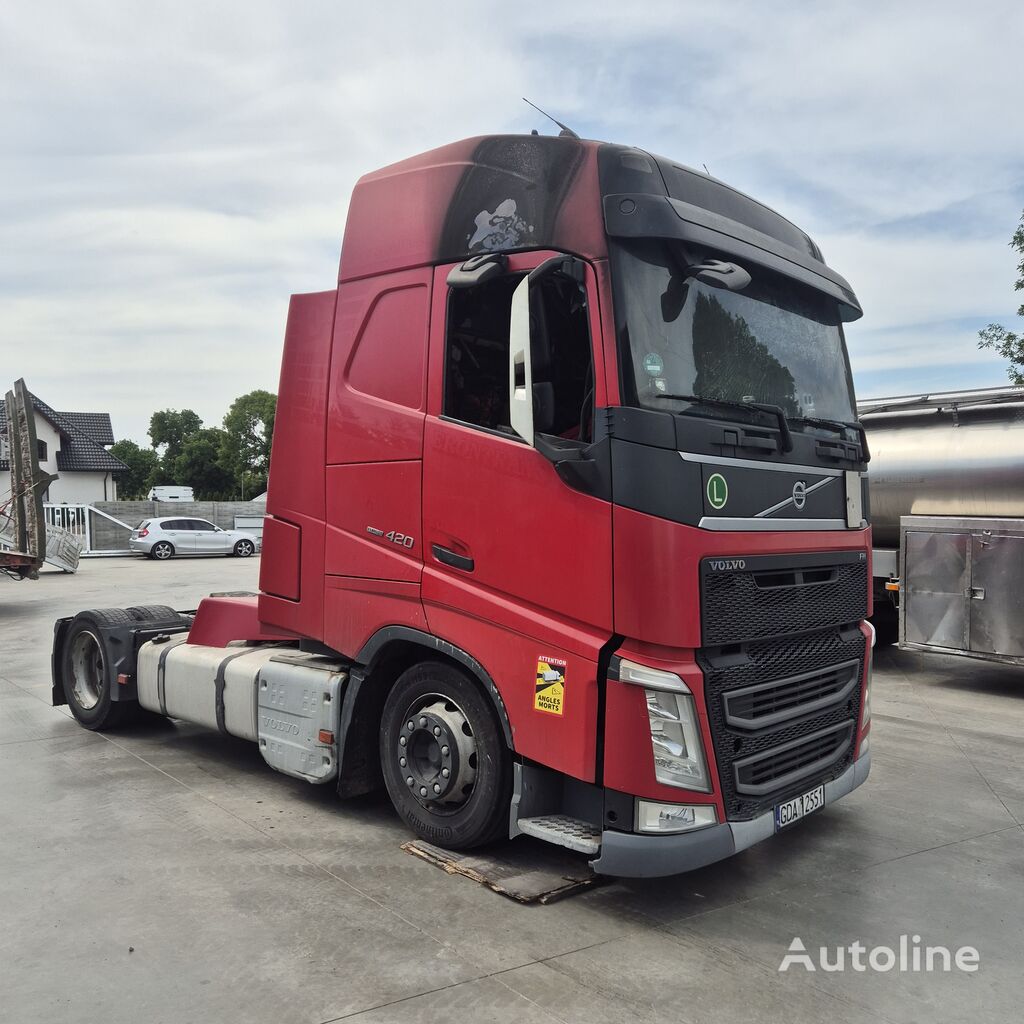 Volvo FH 420 truck tractor for parts